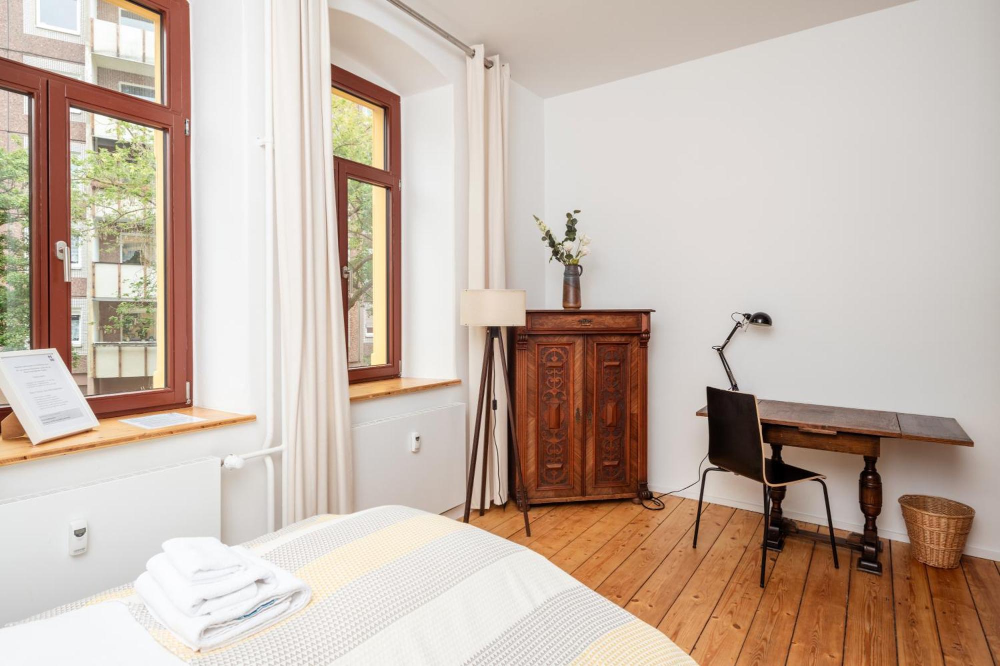 Kuenstlerzimmer Im Kulturhaus Haeselburg Gera Bagian luar foto