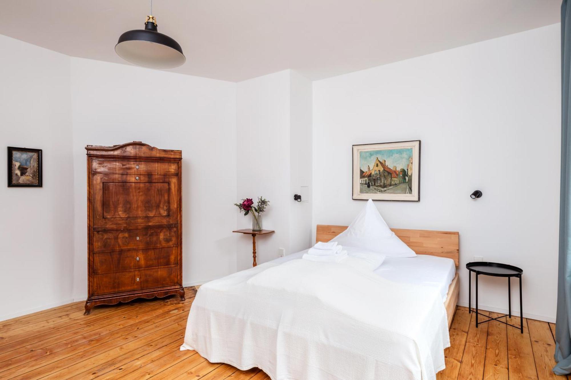 Kuenstlerzimmer Im Kulturhaus Haeselburg Gera Bagian luar foto