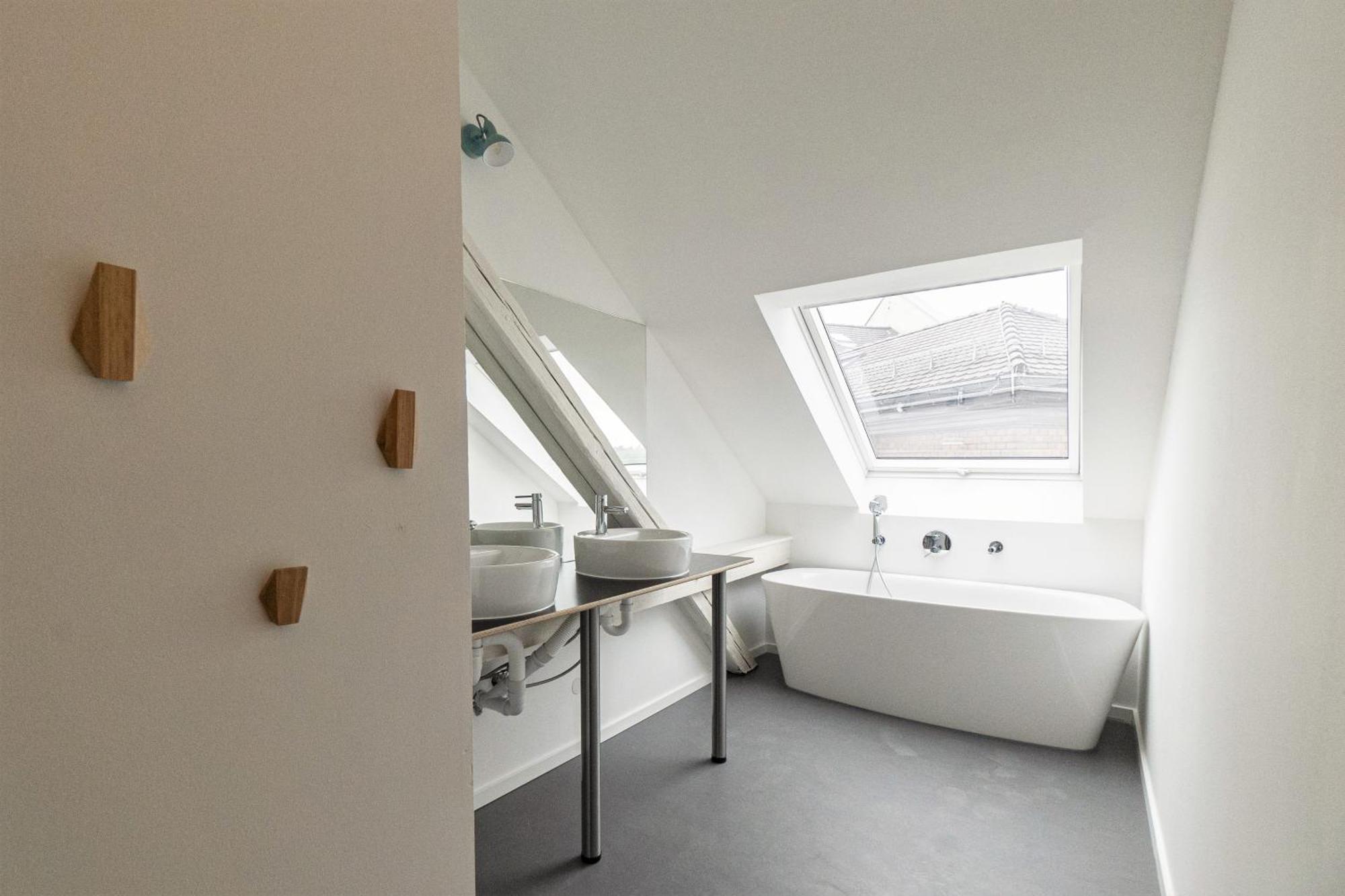 Kuenstlerzimmer Im Kulturhaus Haeselburg Gera Bagian luar foto